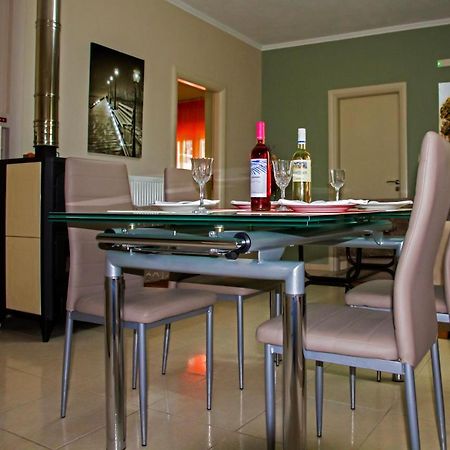 Lydia'S Apartment Stilos Екстер'єр фото
