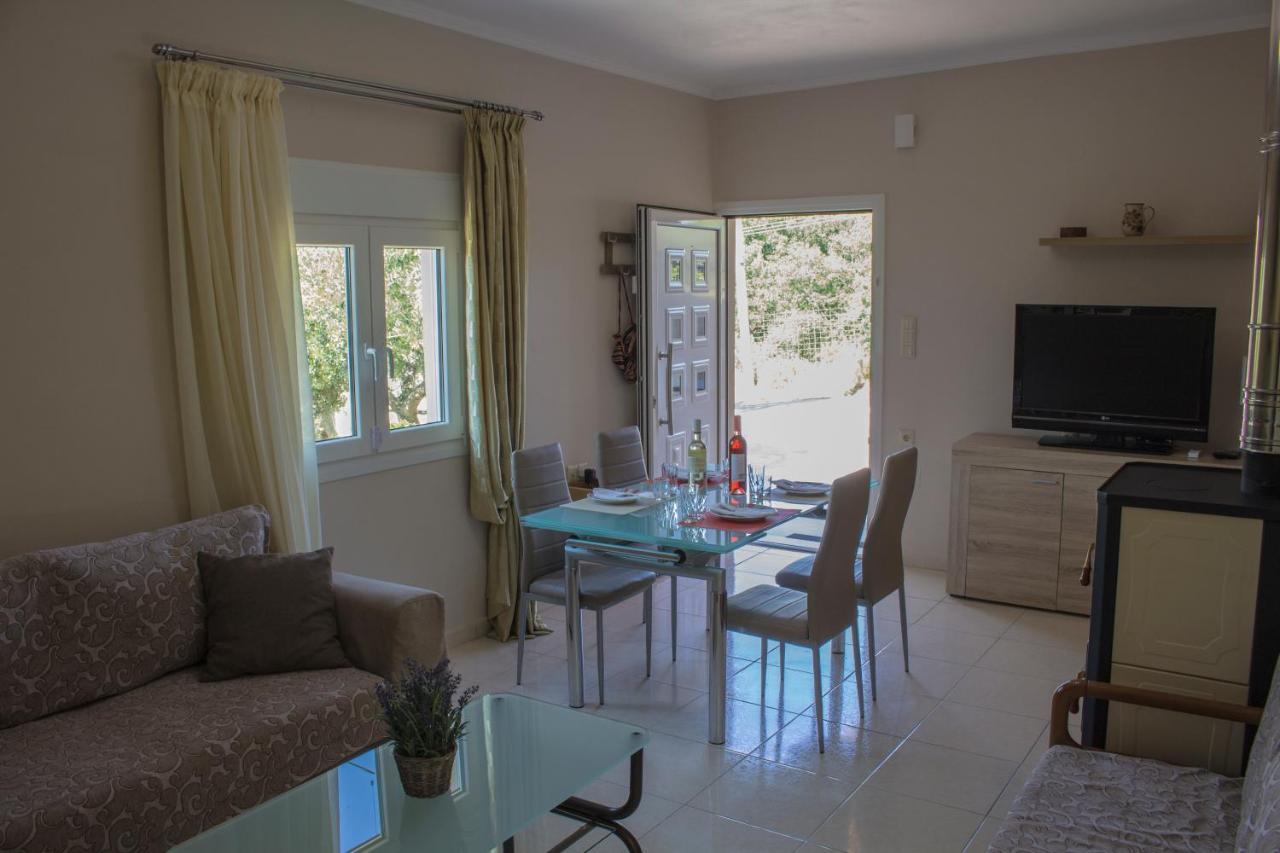 Lydia'S Apartment Stilos Екстер'єр фото