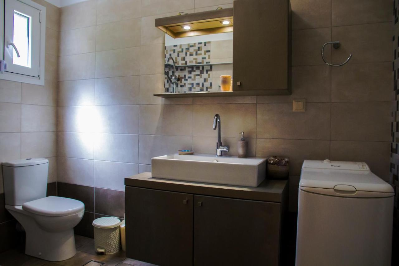Lydia'S Apartment Stilos Екстер'єр фото